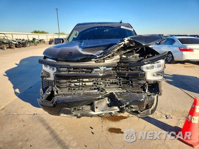 Piąte zdjęcie samochodu w środku: 2026 CHEVROLET SILVERADO K1500 RST VIN:2GCUKEED4T1204023 - miniatura