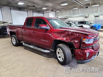 Czwarte zdjęcie samochodu z boku: 2016 CHEVROLET SILVERADO K1500 LT VIN:1GCVKREC5GZ254431 - miniatura