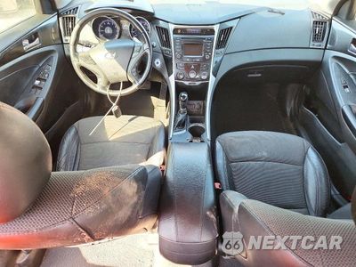 Zdjęcie 8 z 12 samochodu: 2014 HYUNDAI SONATA SE VIN:5NPEC4AC5EH895945 - miniatura
