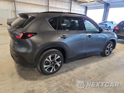 Trzecie zdjęcie samochodu z tyłu: 2026 MAZDA CX-5 PREFERRED VIN:JM3KMCHA4T0196662 - miniatura