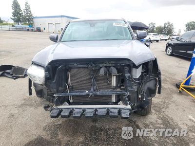 Piąte zdjęcie samochodu w środku: 2023 TOYOTA TACOMA SR5 V6 VIN:3TMAZ5CN7PM211220 - miniatura