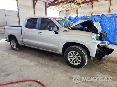 Czwarte zdjęcie samochodu z boku: 2019 CHEVROLET SILVERADO K1500 RST VIN:3GCUYEED7KG123229 - miniatura