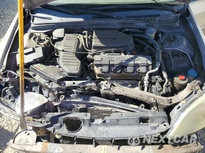 Zdjęcie 11 z 13 samochodu: 2001 HONDA CIVIC LX VIN:2HGES165X1H560129 - miniatura