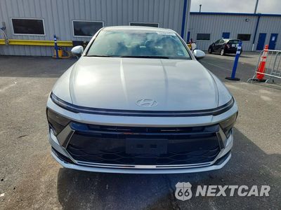 Piąte zdjęcie samochodu w środku: 2025 HYUNDAI SONATA SEL VIN:KMHL64JA2SA436917 - miniatura
