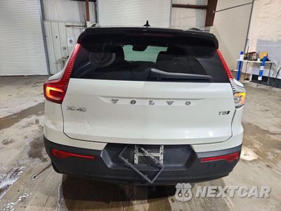 Zdjęcie 6 z 13 samochodu: 2021 VOLVO XC40 T5 R-DESIGN VIN:YV4162UM3M2461289 - miniatura