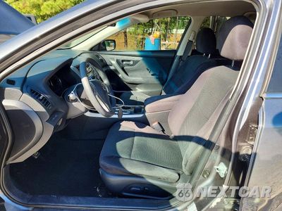 Zdjęcie 7 z 12 samochodu: 2014 NISSAN ALTIMA 2.5 S VIN:1N4AL3AP2EN331607 - miniatura