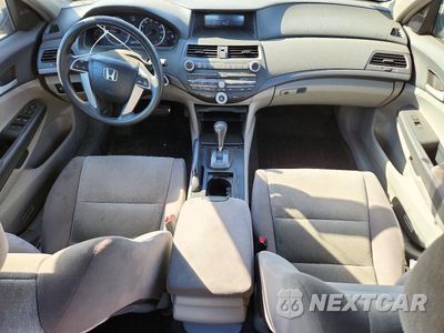 Zdjęcie 8 z 12 samochodu: 2009 HONDA ACCORD LXP VIN:1HGCP26469A070951 - miniatura