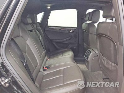 Zdjęcie 11 z 14 samochodu: 2018 PORSCHE MACAN S VIN:WP1AB2A51JLB35815 - miniatura