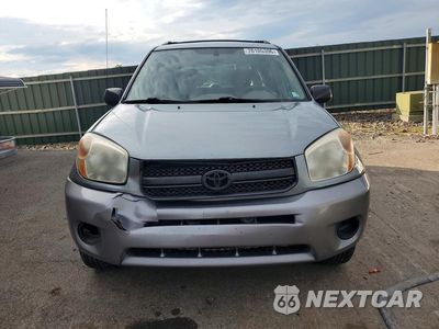 Piąte zdjęcie samochodu w środku: 2005 TOYOTA RAV4 BASE VIN:JTEHD20V050053377 - miniatura