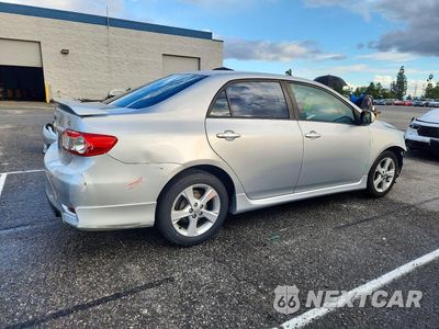 Trzecie zdjęcie samochodu z tyłu: 2013 TOYOTA COROLLA S VIN:5YFBU4EE7DP090039 - miniatura