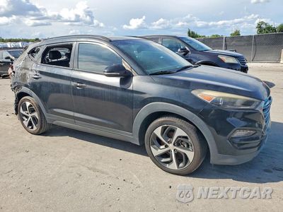 Czwarte zdjęcie samochodu z boku: 2016 HYUNDAI TUCSON LIMITED VIN:KM8J33A24GU149376 - miniatura