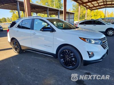 Czwarte zdjęcie samochodu z boku: 2021 CHEVROLET EQUINOX LT VIN:3GNAXUEVXMS181299 - miniatura