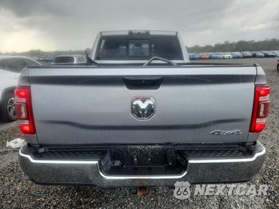 Zdjęcie 6 z 11 samochodu: 2019 RAM 2500 TRADESMAN VIN:3C6UR5CL4KG676404 - miniatura
