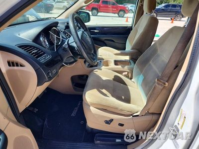 Zdjęcie 7 z 13 samochodu: 2016 DODGE GRAND CARAVAN SXT VIN:2C4RDGCG6GR224581 - miniatura