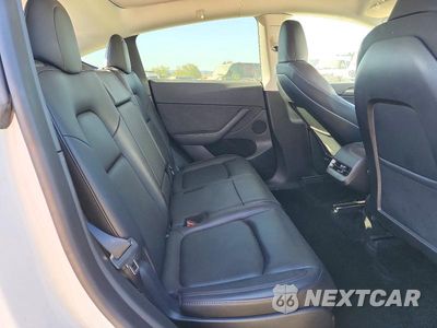 Zdjęcie 10 z 13 samochodu: 2023 TESLA MODEL Y VIN:7SAYGAEE8PF697814 - miniatura