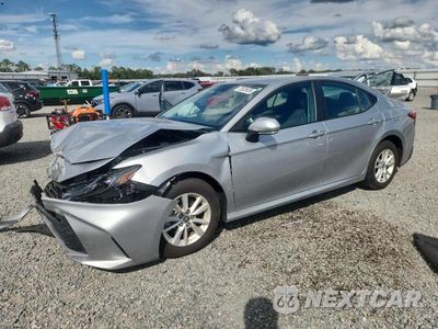 2025 TOYOTA CAMRY LE 4T1DAACK5SU165146 - główne zdjęcie licytacji z USA - miniatura