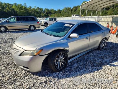 2007 TOYOTA CAMRY LE 4T1BE46K57U190256 - główne zdjęcie licytacji z USA - miniatura