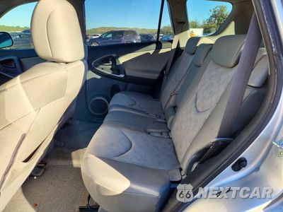 Zdjęcie 11 z 13 samochodu: 2009 TOYOTA RAV4 BASE VIN:JTMBF33V095005134 - miniatura