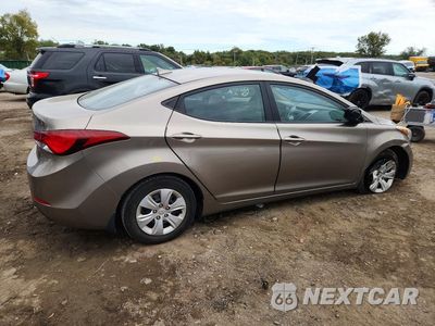 Trzecie zdjęcie samochodu z tyłu: 2016 HYUNDAI ELANTRA SE VIN:5NPDH4AE9GH720146 - miniatura