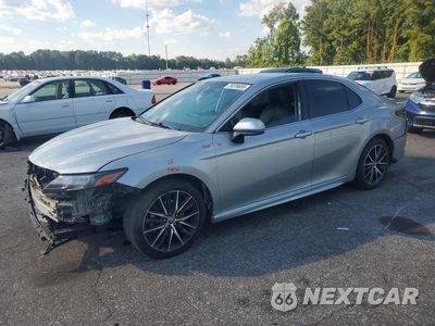 2021 TOYOTA CAMRY SE 4T1G11AK3MU472835 - główne zdjęcie licytacji z USA - miniatura