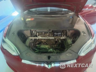 Zdjęcie 7 z 11 samochodu: 2016 TESLA MODEL S VIN:5YJSA1E26GF161504 - miniatura
