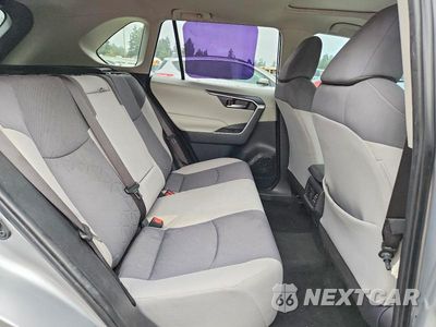 Zdjęcie 11 z 14 samochodu: 2019 TOYOTA RAV4 XLE VIN:JTMW1RFV4KJ016892 - miniatura