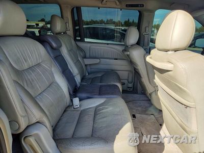 Zdjęcie 11 z 13 samochodu: 2006 HONDA ODYSSEY TOURING VIN:5FNRL38876B017415 - miniatura