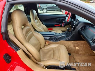 Zdjęcie 10 z 13 samochodu: 2000 CHEVROLET CORVETTE VIN:1G1YY22G3Y5110503 - miniatura