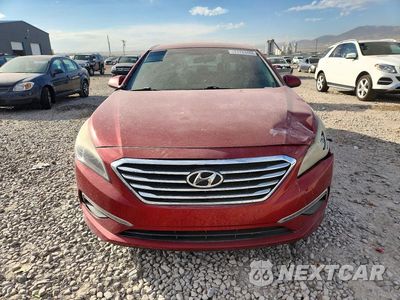 Piąte zdjęcie samochodu w środku: 2015 HYUNDAI SONATA SE VIN:5NPE24AF3FH114788 - miniatura
