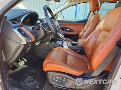 Zdjęcie 7 z 13 samochodu: 2020 JAGUAR E-PACE SE VIN:SADFP2FXXL1Z79390 - miniatura