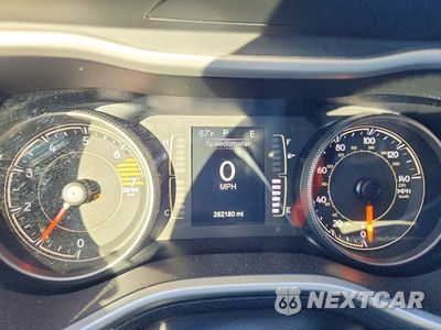 Zdjęcie 9 z 13 samochodu: 2018 JEEP CHEROKEE LATITUDE PLUS VIN:1C4PJLLB4JD552248 - miniatura