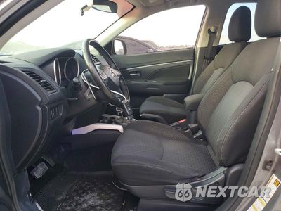 Zdjęcie 7 z 13 samochodu: 2011 MITSUBISHI OUTLANDER SPORT SE VIN:JA4AR4AU1BZ022228 - miniatura