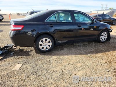 Trzecie zdjęcie samochodu z tyłu: 2011 TOYOTA CAMRY LE VIN:4T4BF3EKXBR090094 - miniatura
