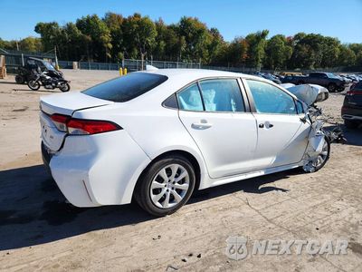 Trzecie zdjęcie samochodu z tyłu: 2022 TOYOTA COROLLA LE VIN:5YFEPMAE1NP332271 - miniatura
