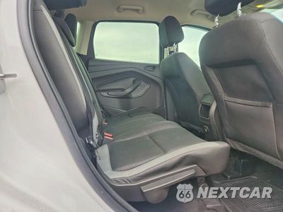 Zdjęcie 10 z 12 samochodu: 2016 FORD ESCAPE S VIN:1FMCU0F74GUA61243 - miniatura