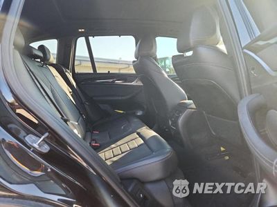Zdjęcie 10 z 13 samochodu: 2018 BMW X3 XDRIVE30I VIN:5UXTR9C52JLD71144 - miniatura