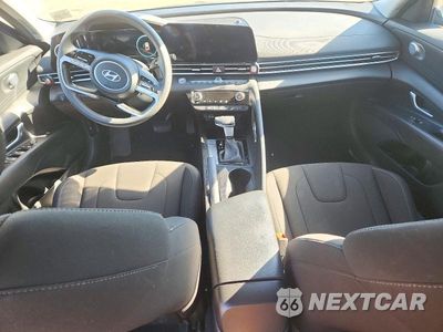 Zdjęcie 8 z 12 samochodu: 2024 HYUNDAI ELANTRA SEL VIN:KMHLM4DG8RU686757 - miniatura