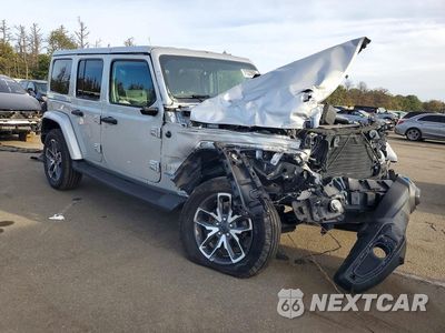 Czwarte zdjęcie samochodu z boku: 2022 JEEP WRANGLER UNLIMITED SAHARA 4XE VIN:1C4JJXP68NW228093 - miniatura