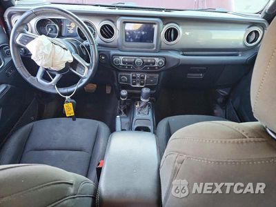 Zdjęcie 8 z 13 samochodu: 2021 JEEP WRANGLER UNLIMITED SAHARA VIN:1C4HJXEN9MW668038 - miniatura