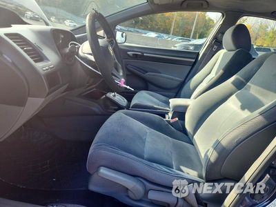 Zdjęcie 7 z 12 samochodu: 2010 HONDA CIVIC EX VIN:19XFA1F89AE046137 - miniatura