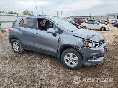 Czwarte zdjęcie samochodu z boku: 2020 CHEVROLET TRAX LS VIN:3GNCJNSB4LL164257 - miniatura