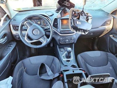 Zdjęcie 8 z 13 samochodu: 2015 JEEP CHEROKEE LATITUDE VIN:1C4PJMCSXFW757557 - miniatura
