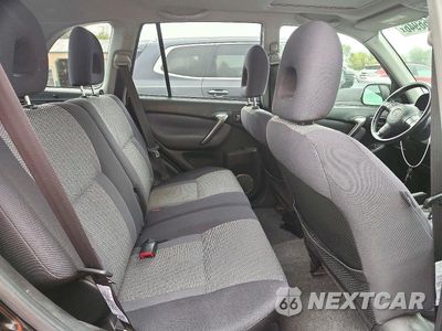 Zdjęcie 11 z 13 samochodu: 2005 TOYOTA RAV4 BASE VIN:JTEHD20V550072376 - miniatura