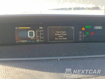 Zdjęcie 9 z 12 samochodu: 2016 TOYOTA PRIUS TWO ECO VIN:JTDKARFU5G3025196 - miniatura