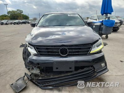 Piąte zdjęcie samochodu w środku: 2018 VOLKSWAGEN JETTA SPORT VIN:3VWD17AJ0JM205439 - miniatura