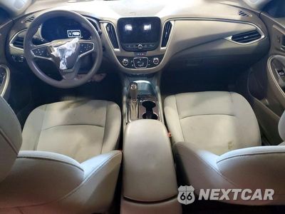 Zdjęcie 8 z 12 samochodu: 2020 CHEVROLET MALIBU LS VIN:1G1ZC5ST9LF112504 - miniatura
