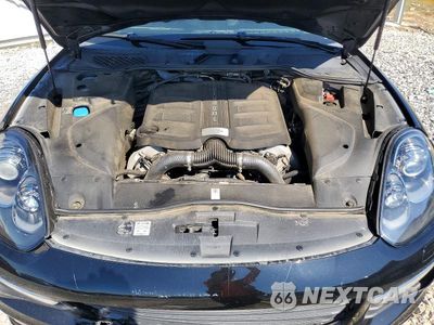 Zdjęcie 11 z 12 samochodu: 2016 PORSCHE CAYENNE GTS VIN:WP1AD2A23GLA71219 - miniatura
