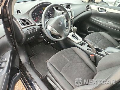 Zdjęcie 8 z 12 samochodu: 2015 NISSAN SENTRA S VIN:3N1AB7AP7FY286255 - miniatura