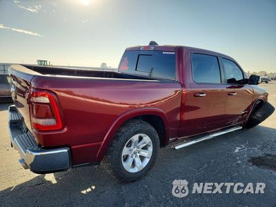 Trzecie zdjęcie samochodu z tyłu: 2019 RAM 1500 LARAMIE VIN:1C6RREJT0KN898776 - miniatura