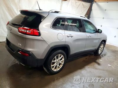 Trzecie zdjęcie samochodu z tyłu: 2015 JEEP CHEROKEE LATITUDE VIN:1C4PJMCS2FW605594 - miniatura